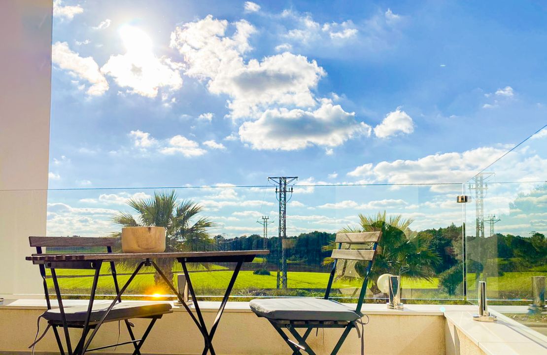 Moderna Villa en Venta en Can Picafort, Mallorca con Piscina y Aparcamiento