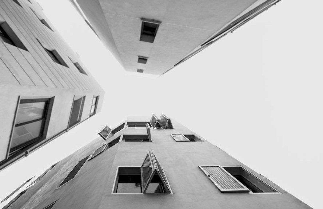 The Corner building: livable art in Puerto de Alcúdia, Mallorca