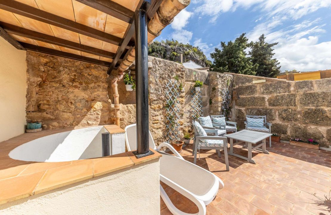 Historic Townhouse in Pollensa with Patio and Terraces for Sale