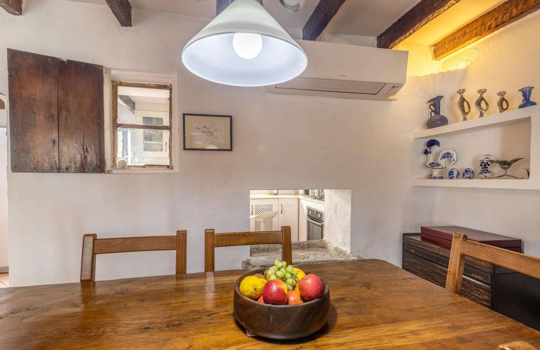 Historic Townhouse in Pollensa with Patio and Terraces for Sale