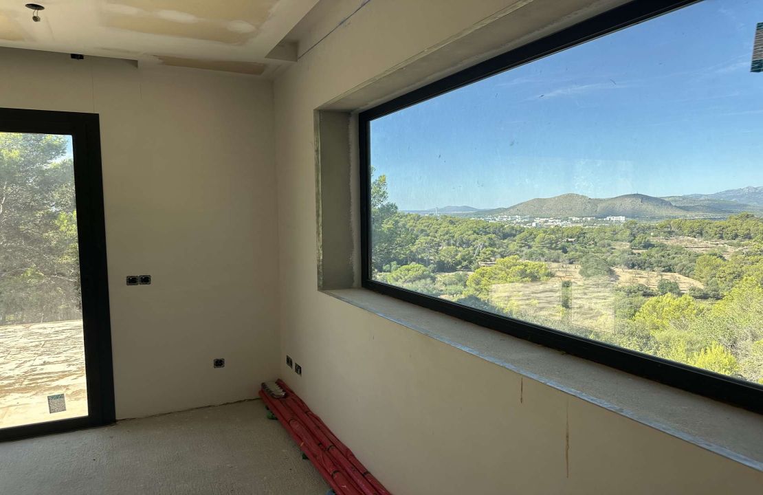 Unique Opportunity in Boanire Alcudia: Villa with Infinity Pool & Sustainable Features