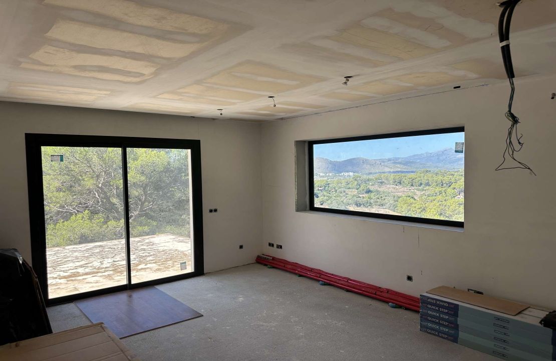 Unique Opportunity in Boanire Alcudia: Villa with Infinity Pool & Sustainable Features