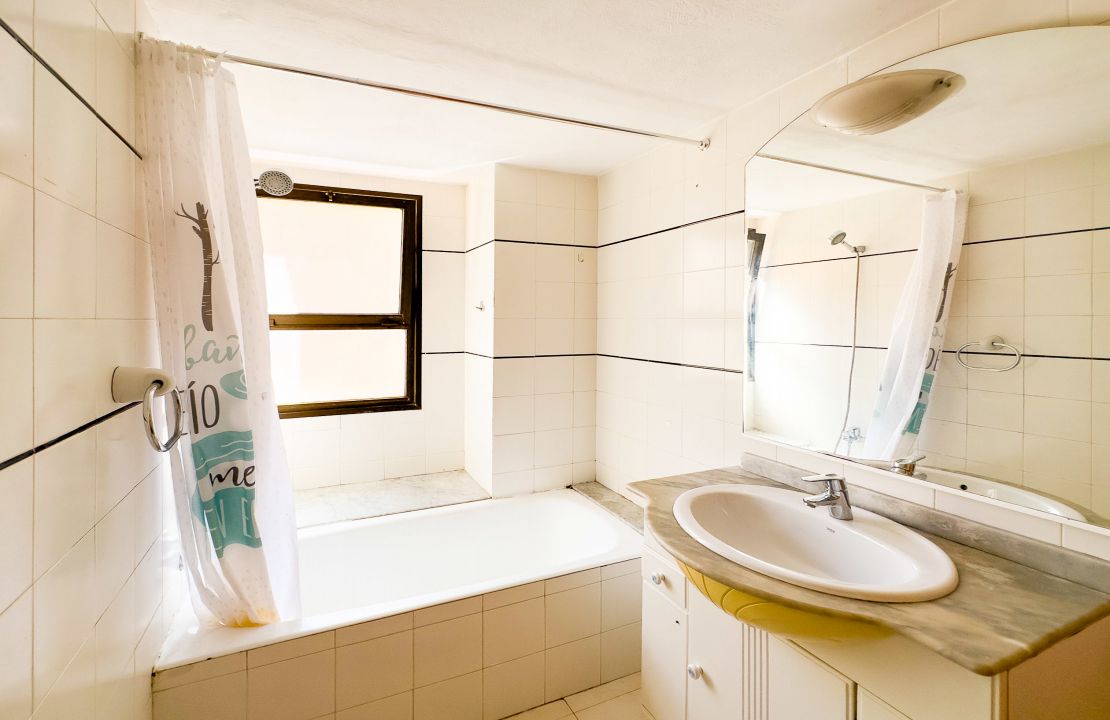 Port de Pollensa gepflegte 3-Schlafzimmer-Wohnung im Zentrum zu verkaufen