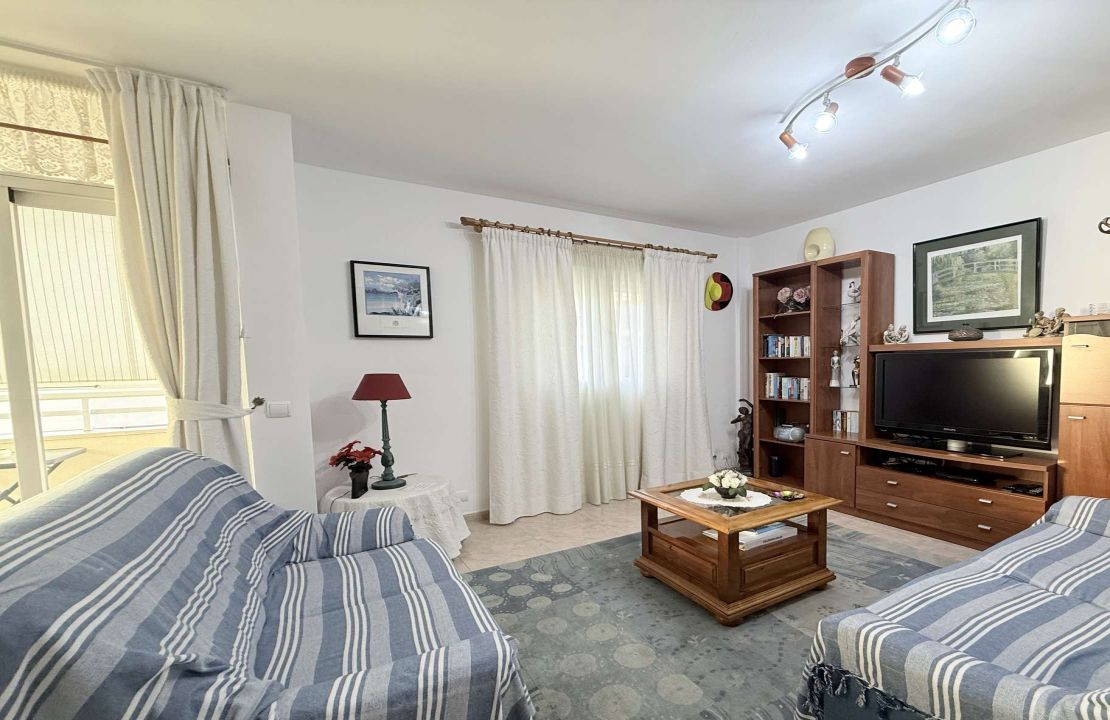 Two-bedroom apartment for rent in Puerto Pollença