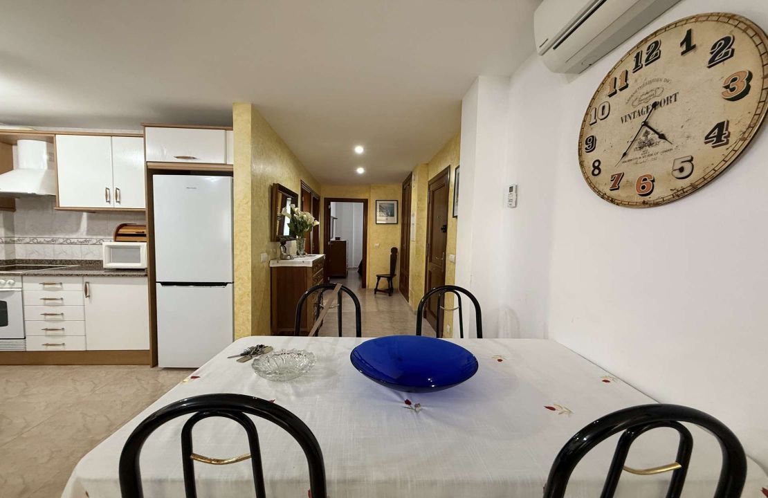 Two-bedroom apartment for rent in Puerto Pollença