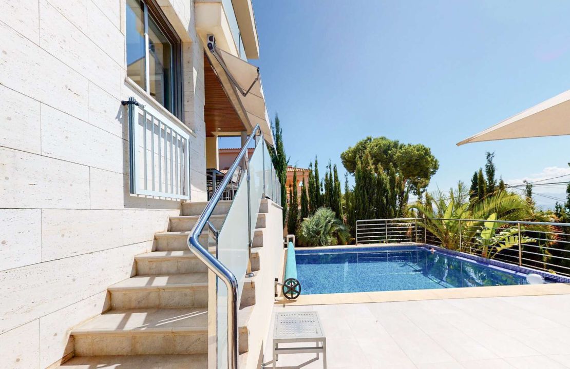 Villa am Golf Alcanada Alcudia mit Ferienmeitlizenz und Meerblick