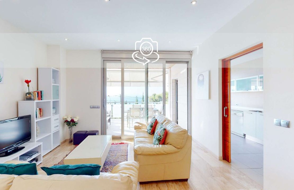 Villa am Golf Alcanada Alcudia mit Ferienmeitlizenz und Meerblick