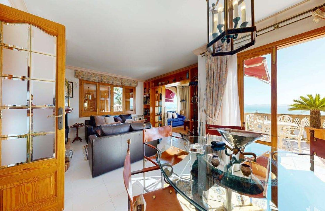 Nueva oferta - Villa en venta Golf Alcanada Alcudia con vistas al mar y garaje