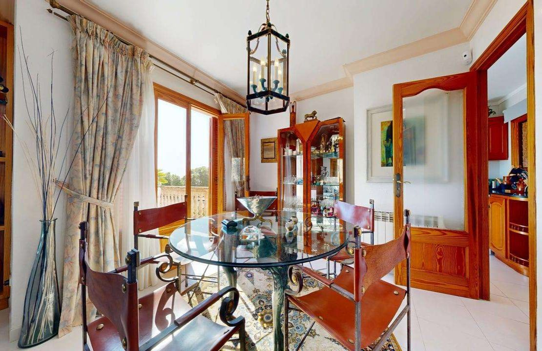 Nueva oferta - Villa en venta Golf Alcanada Alcudia con vistas al mar y garaje