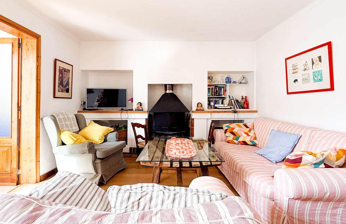 For rent - charming townhouse with Patio and small pool