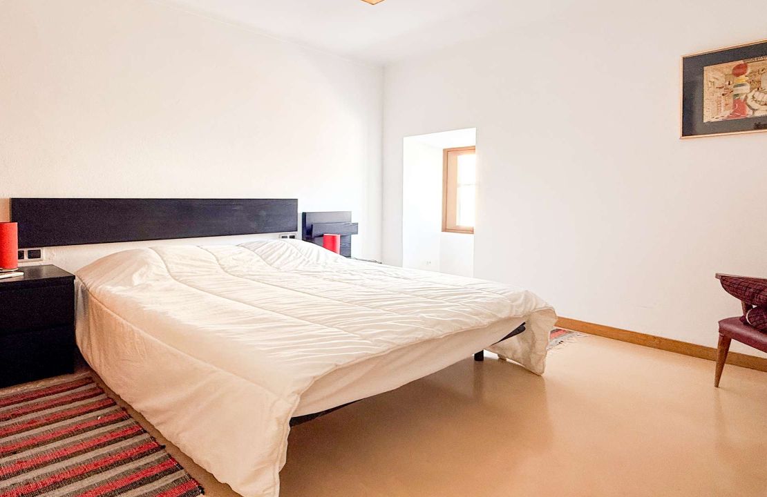 For rent - charming townhouse with Patio and small pool
