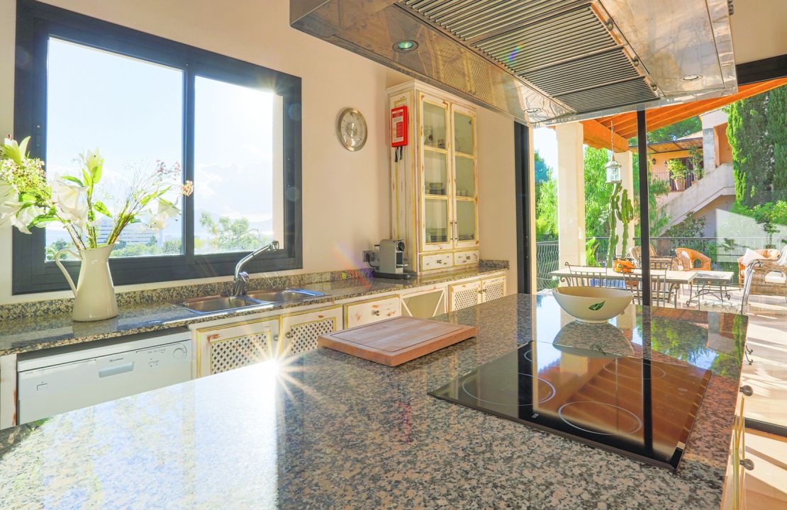 Puerto Pollenca Villa in the exclusive Gotmar region with sea views and holiday rental license