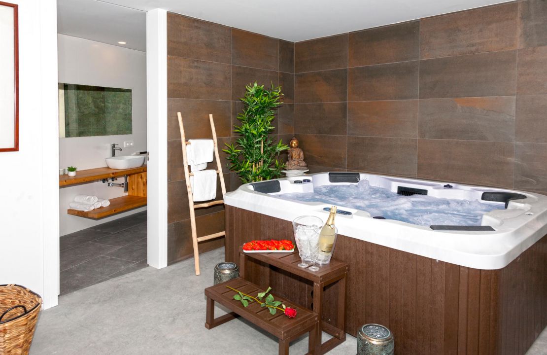 Moderne Villa mit Pool, Sauna und Fitnessraum in begehrter Wohnlage Crestatx bei Sa Pobla