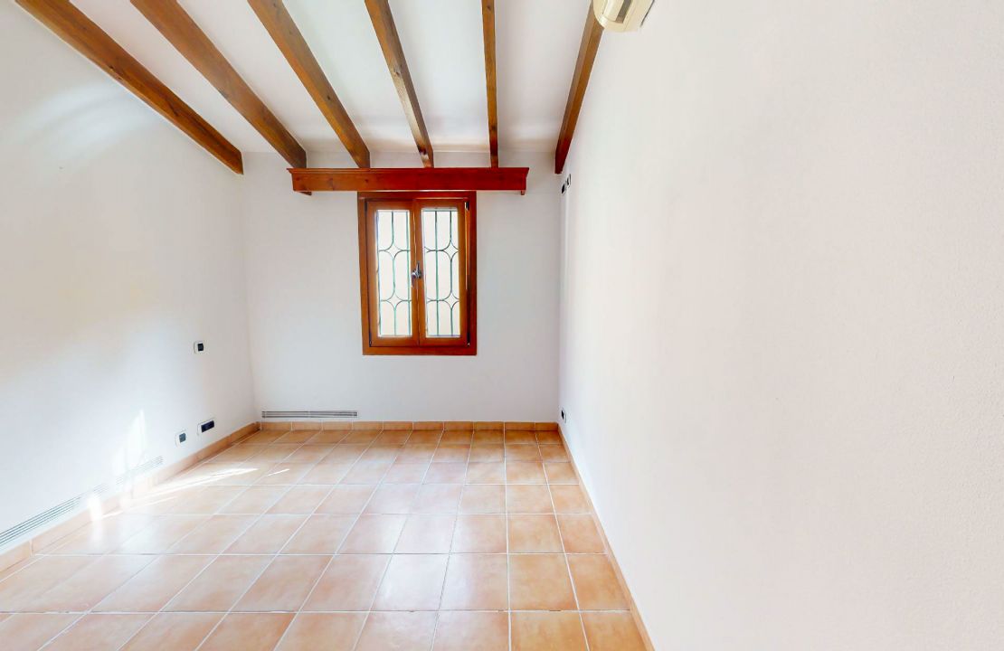 Casa de pueblo en venta en Puerto Pollensa con terraza y parking privado