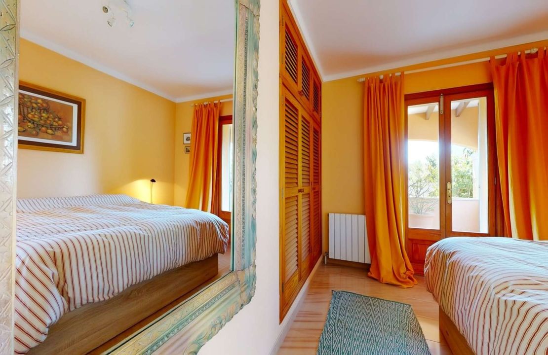 Exclusive - 7 bedroom Villa in Bonaire, Alcudia with pool and garages in top location