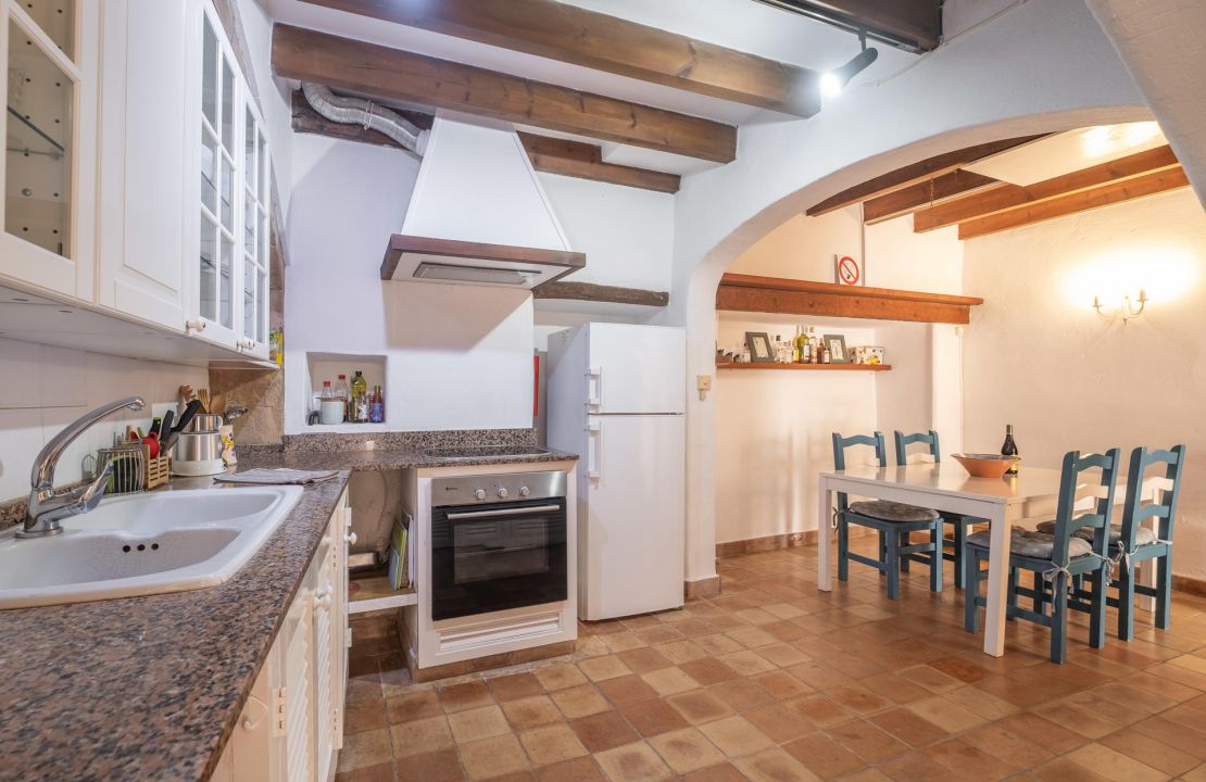 Charming townhouse in old town Pollensa with large patio