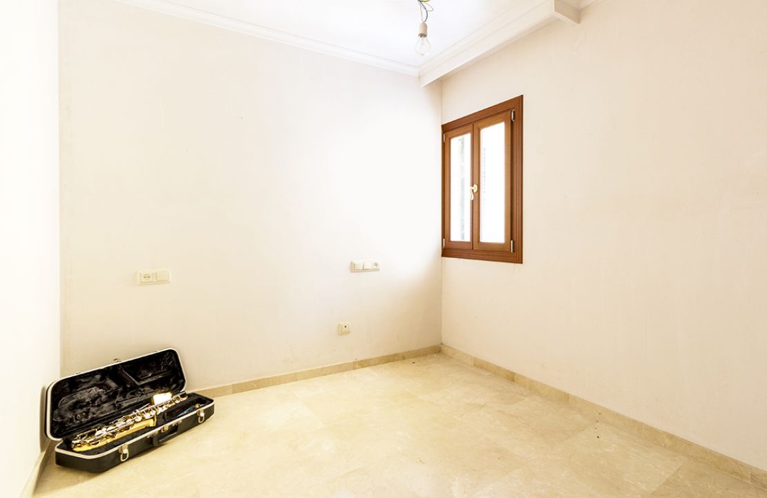 Campanet casa de pueblo con jardín en venta