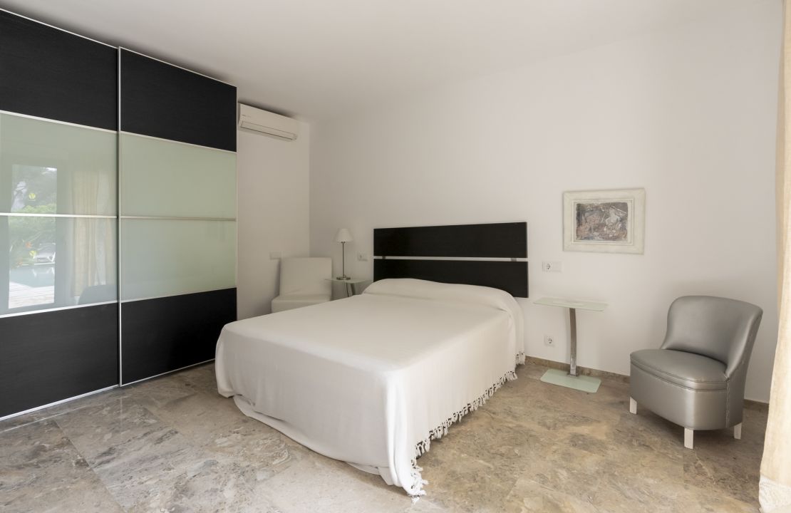 Villa with pool for long term rental in Cala San Vicente Pollensa
