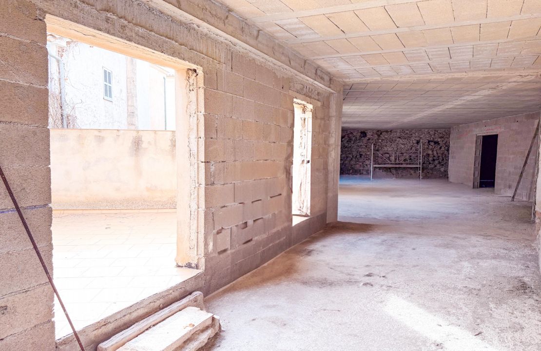 Casa señorial histórica en Pollensa con jardín, garaje y terrazas – Proyecto de renovación