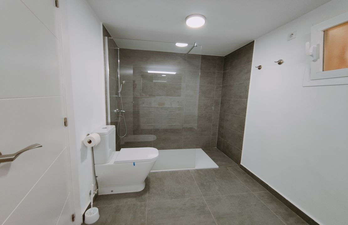 Front-line apartment in Alcanada Alcudia Mallorca for sale