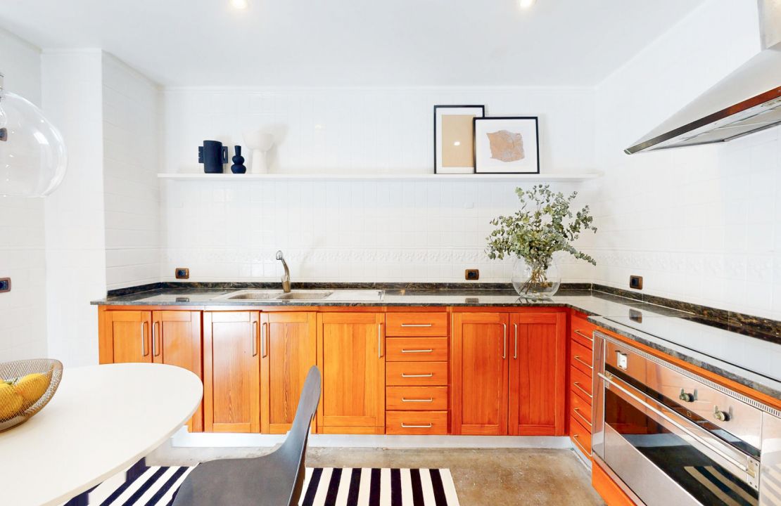 Magnificent duplex apartment in Puerto Pollensa first line to the sea for sale