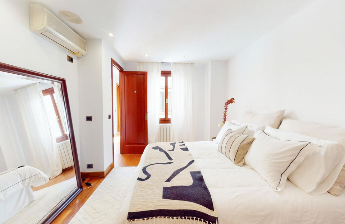 Magnificent duplex apartment in Puerto Pollensa first line to the sea for sale