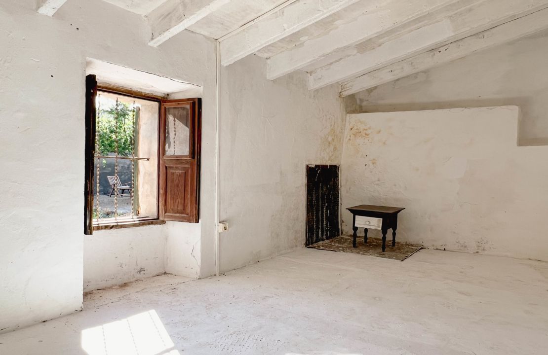 Casa en Campanet para reformar en venta