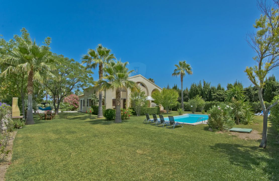 Lovely Villa with holiday rental license and very good location close to Alcudia