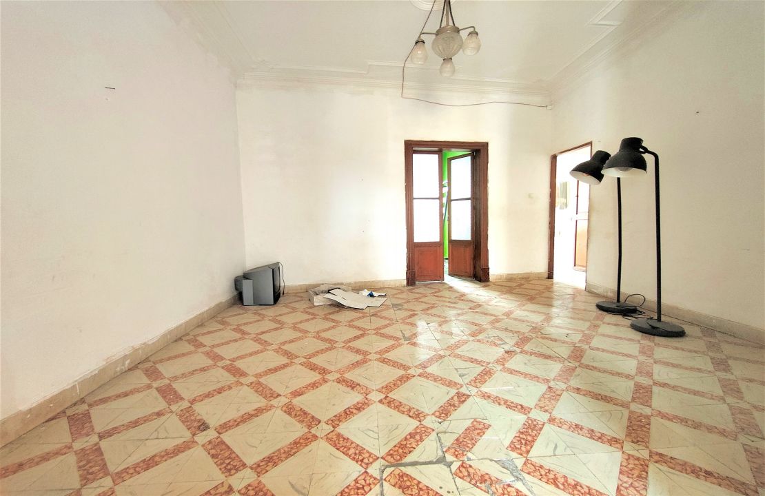 Townhouse in Sa Pobla with enormous potential