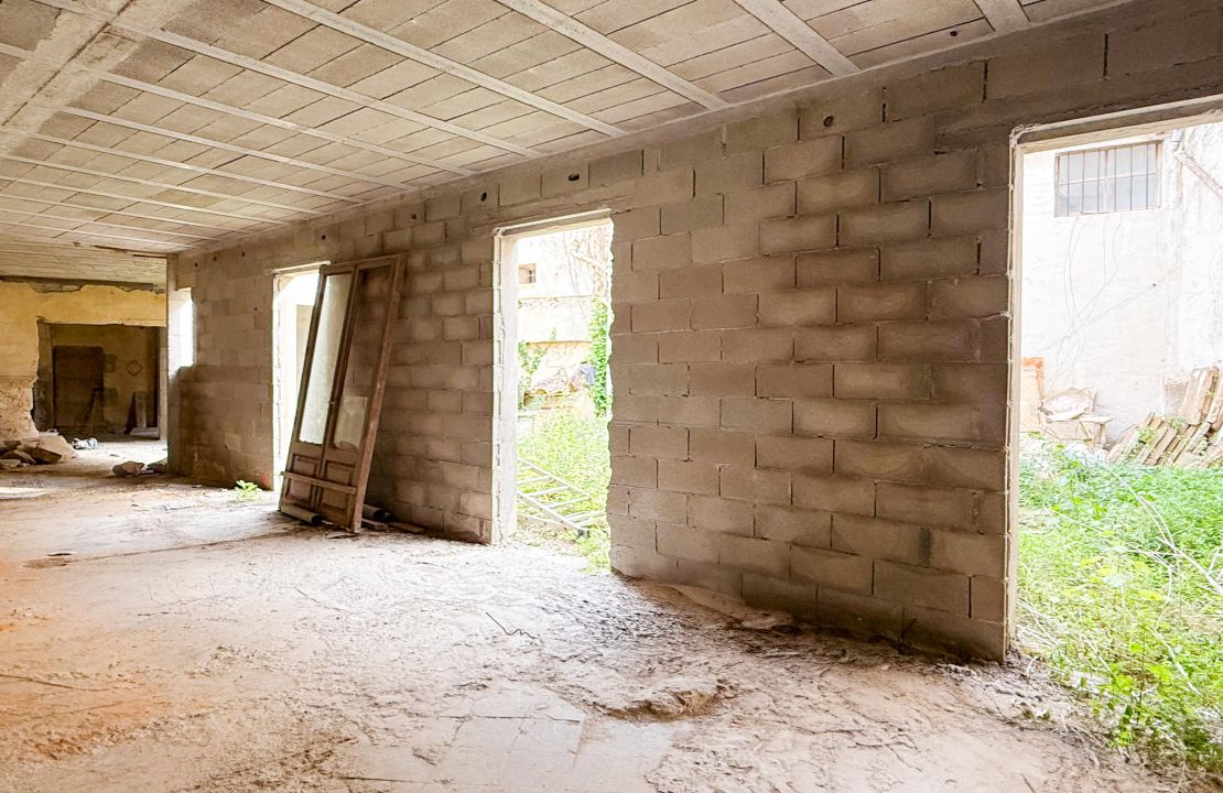 Casa señorial histórica en Pollensa con jardín, garaje y terrazas – Proyecto de renovación