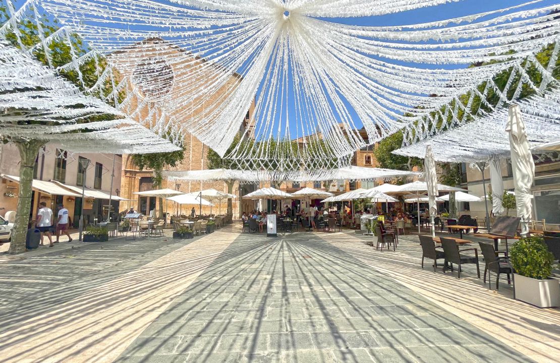 Parcela en Pollensa, Mallorca en venta con licencia para construir una casa unifamiliar