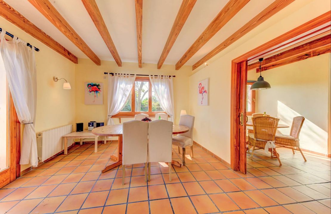 Lovely Villa with holiday rental license and very good location close to Alcudia
