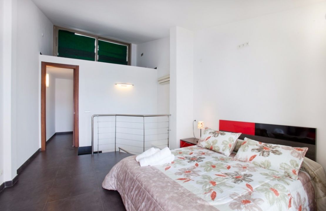 Modern Front Line Apartment for sale in Puerto Pollensa Mallorca