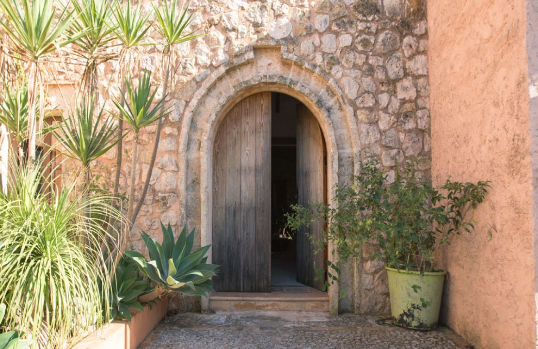 Landhaus in Sa Pobla, Mallorca mit originaler Mühle