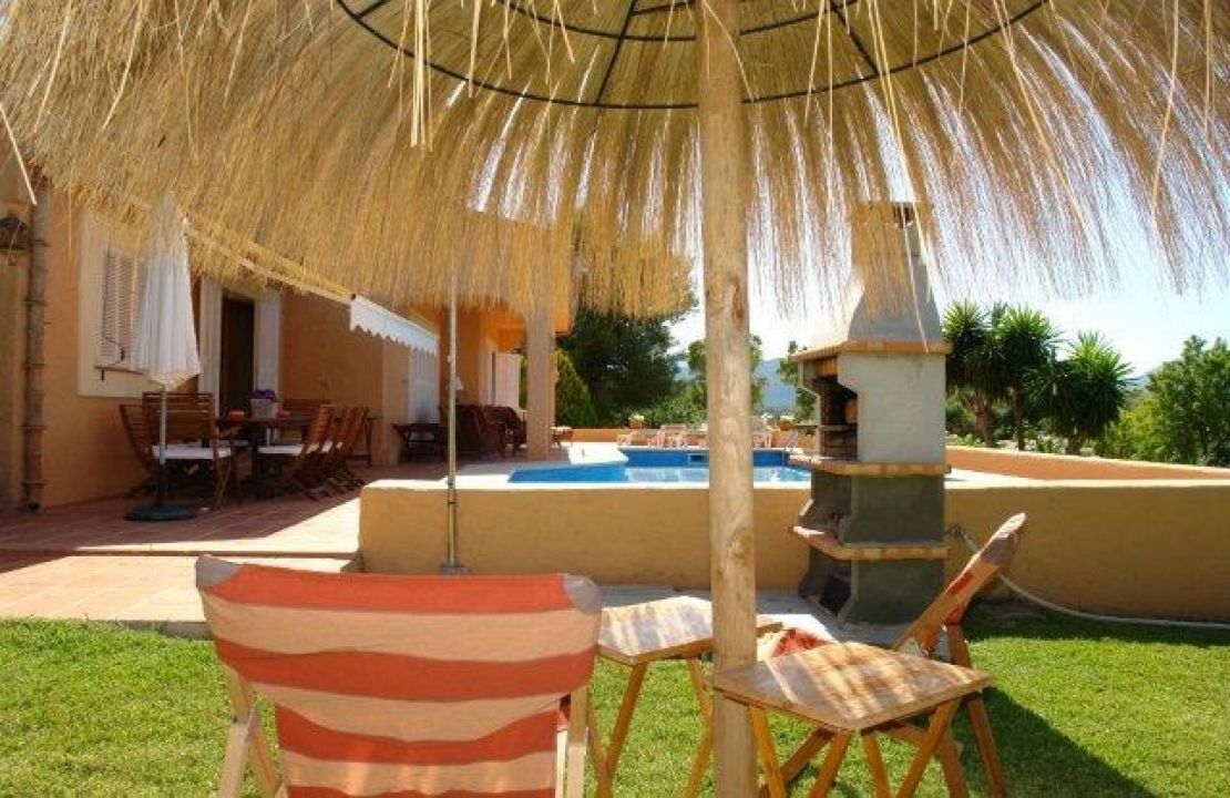 Villa for sale with sea views close to Alcudia Mallorca