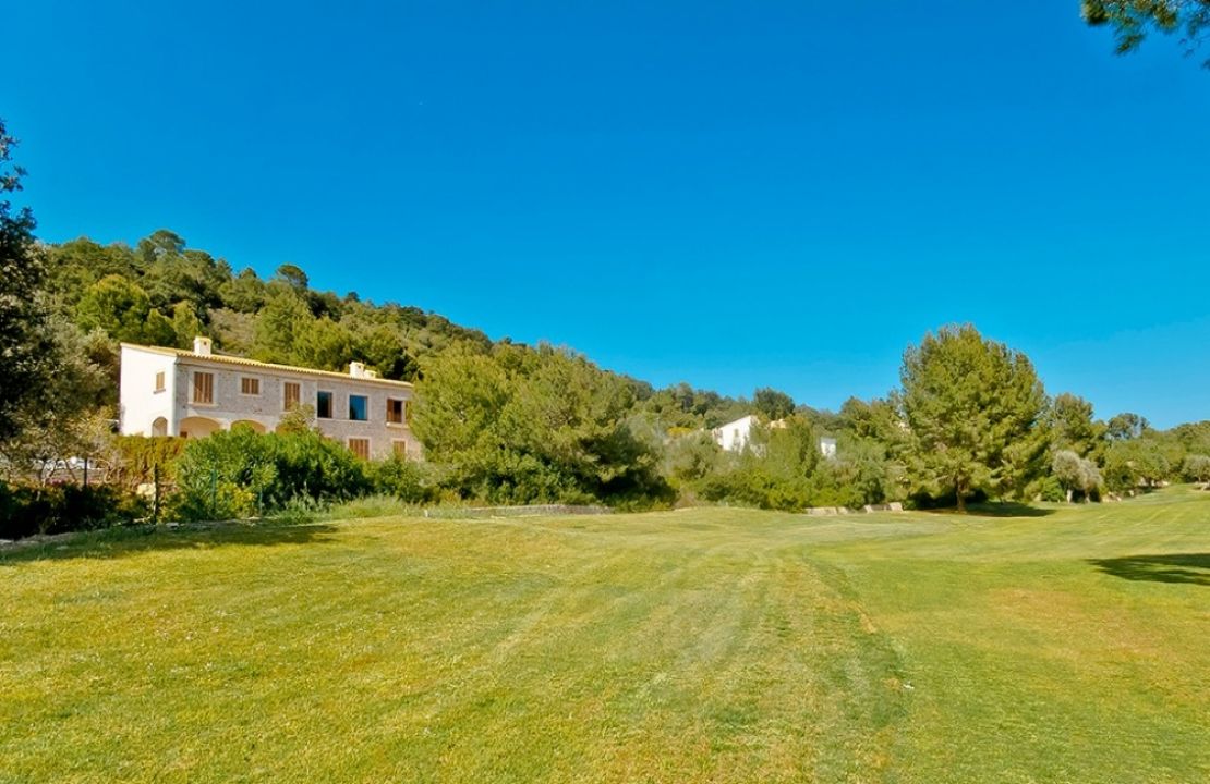 Die nach deutschen Standards gebaute Neubau - Luxusvilla ist eine ideale Gelegenheit sich eine Immobilie in Toplage von Pollensa zu sichern
