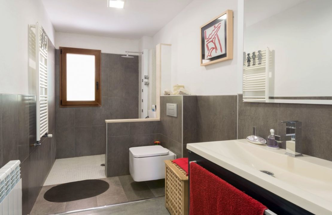 Large villa in Mallorca Son Toni Sa Pobla with pool near Golf Pollensa for sale
