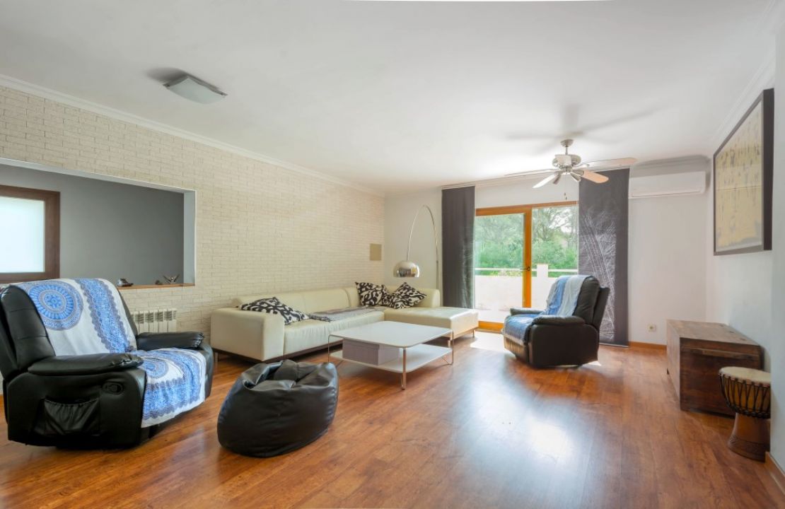 Large villa in Mallorca Son Toni Sa Pobla with pool near Golf Pollensa for sale