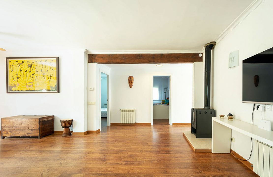Large villa in Mallorca Son Toni Sa Pobla with pool near Golf Pollensa for sale