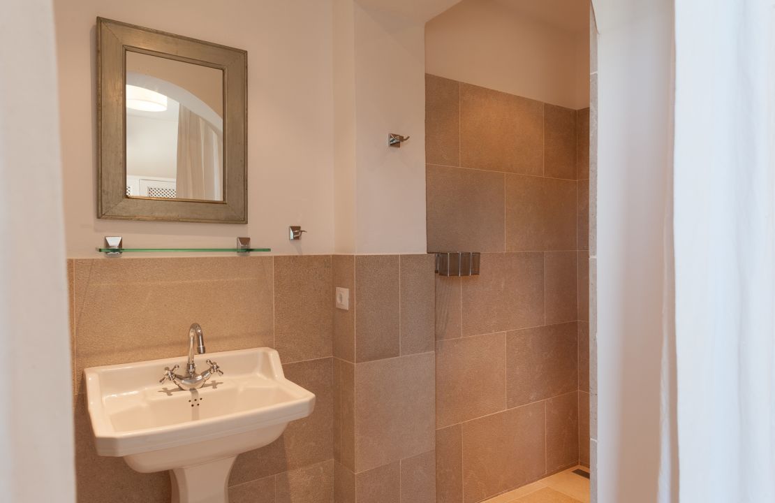 Superb country home between Pollensa and Alcudia with amazing views and holiday rental license