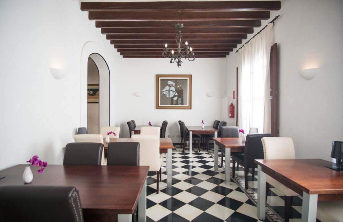 Hotel in Sa Pobla Mallorca with a great business opportunity