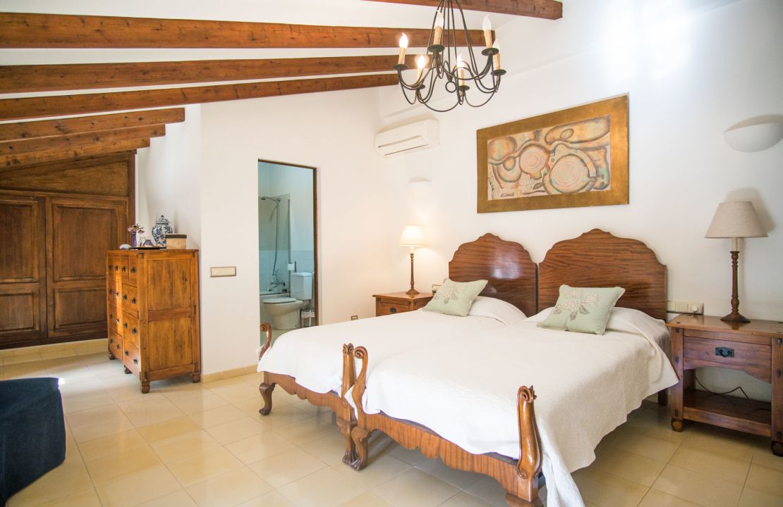 Hotel in Sa Pobla Mallorca with a great business opportunity