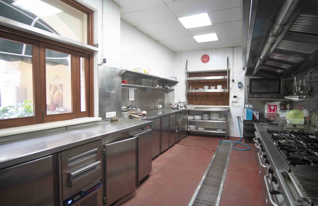 Hotel in Sa Pobla Mallorca with a great business opportunity