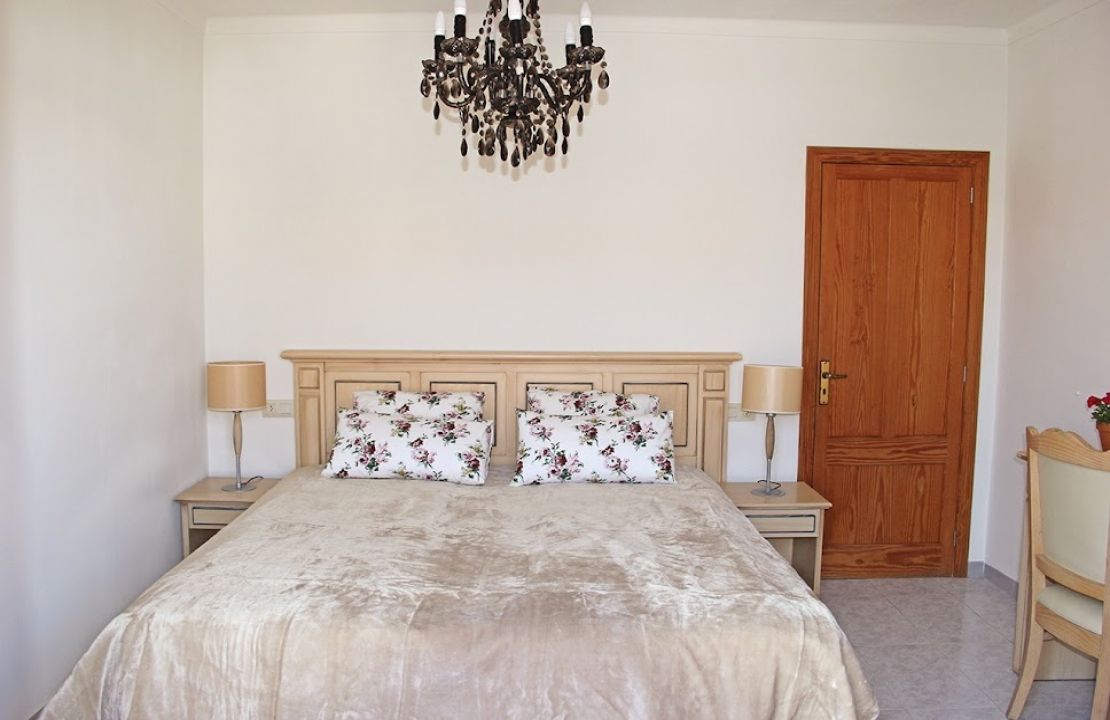 Second Sea line house for sale in Son Serra de Marina with sea views and a holiday rental license.