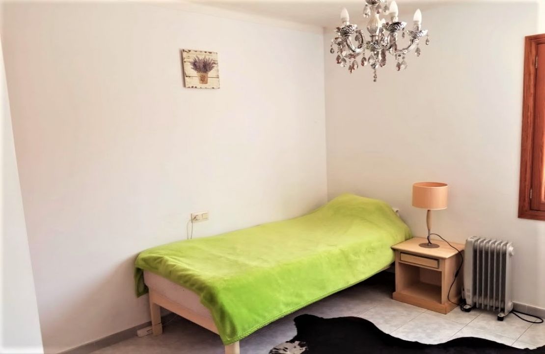 Second Sea line house for sale in Son Serra de Marina with sea views and a holiday rental license.