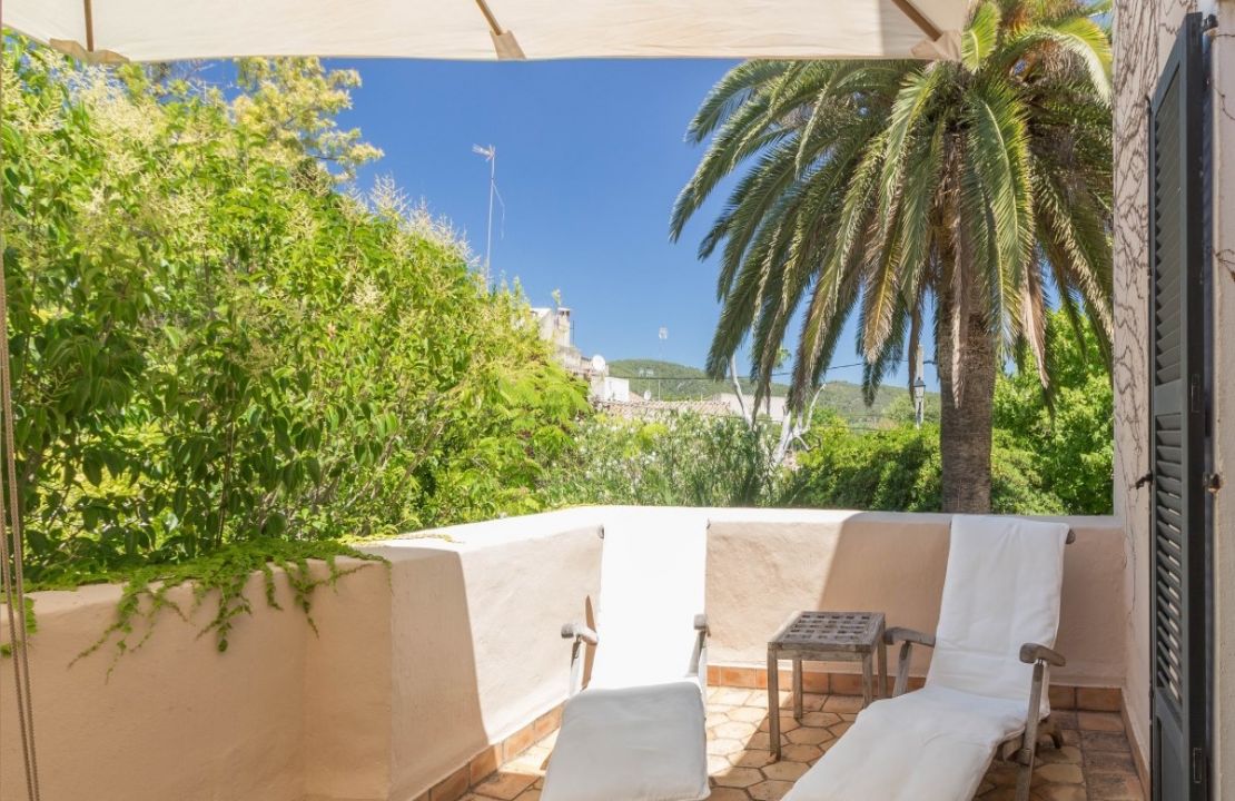 Finca aus dem 13. Jahrhundert in Campanet, Mallorca bestehend aus dem Herrenhaus und seinen vielfältigen Anbauten