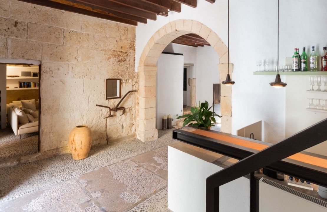 Finca aus dem 13. Jahrhundert in Campanet, Mallorca bestehend aus dem Herrenhaus und seinen vielfältigen Anbauten
