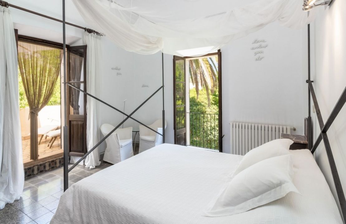 Finca aus dem 13. Jahrhundert in Campanet, Mallorca bestehend aus dem Herrenhaus und seinen vielfältigen Anbauten