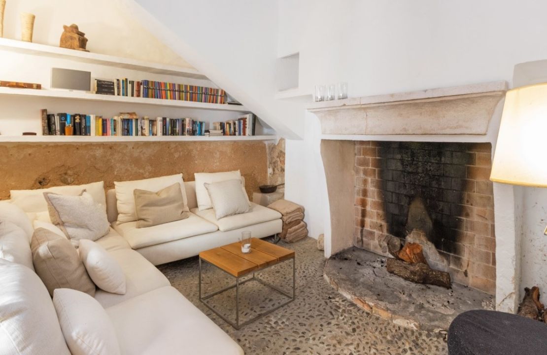 Finca aus dem 13. Jahrhundert in Campanet, Mallorca bestehend aus dem Herrenhaus und seinen vielfältigen Anbauten