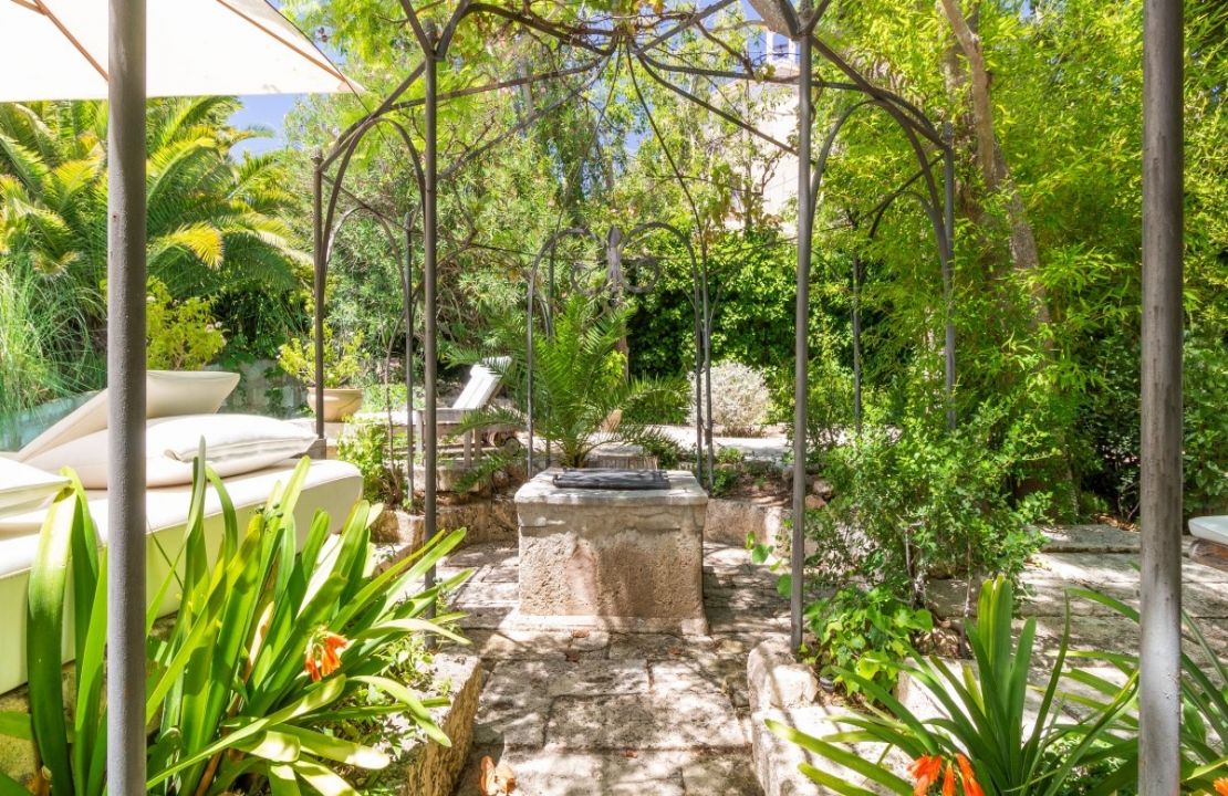 Finca aus dem 13. Jahrhundert in Campanet, Mallorca bestehend aus dem Herrenhaus und seinen vielfältigen Anbauten